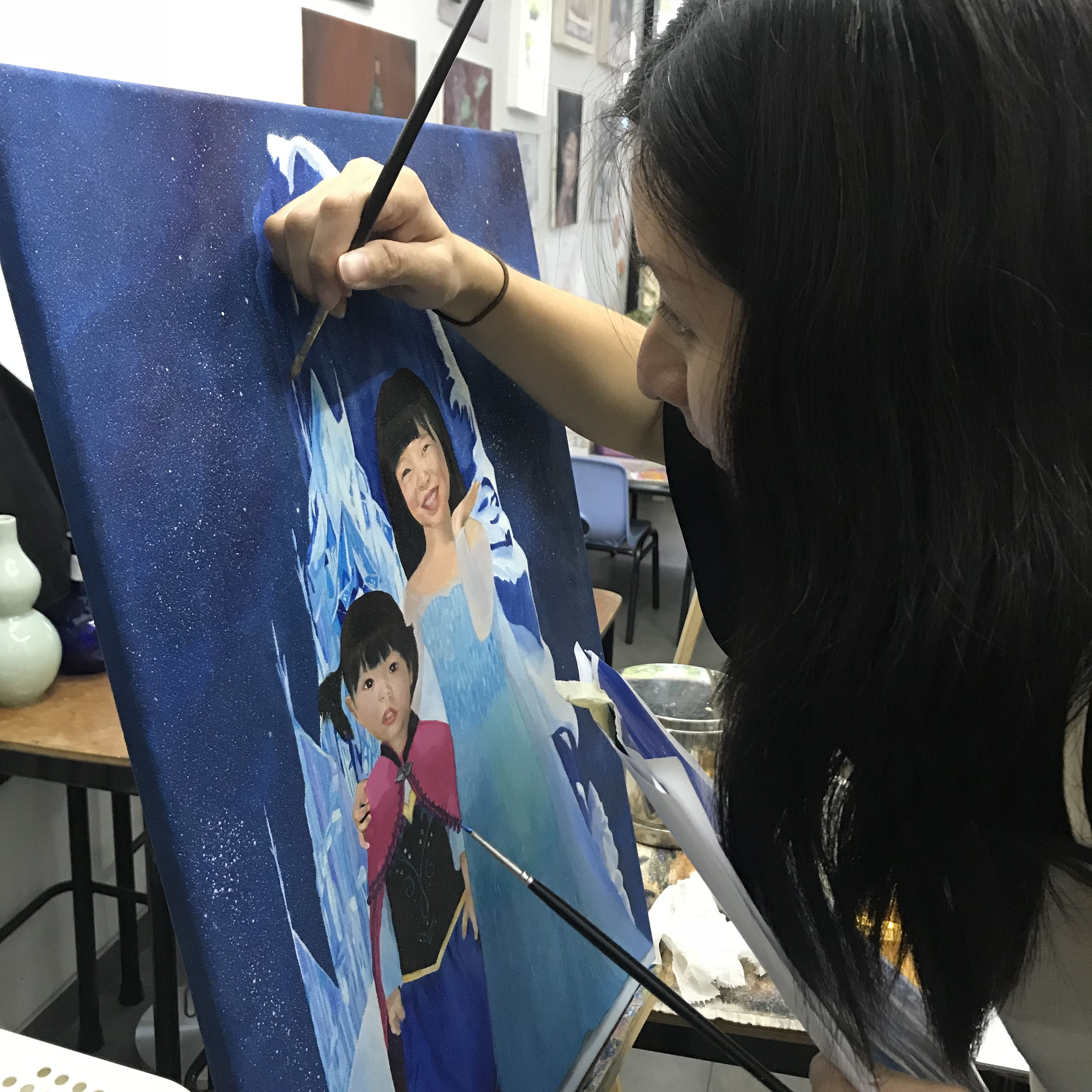Art-Class-Adults-Singapore-Chalk-n-Pencils-Oil-Painting-Daugther-Frozen