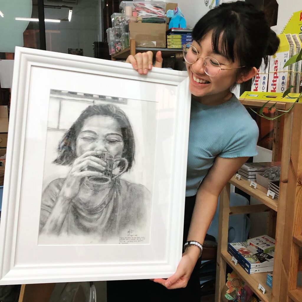 Art-Class-Adults-Singapore-Chalk-n-Pencils-Charcoal-Portrait